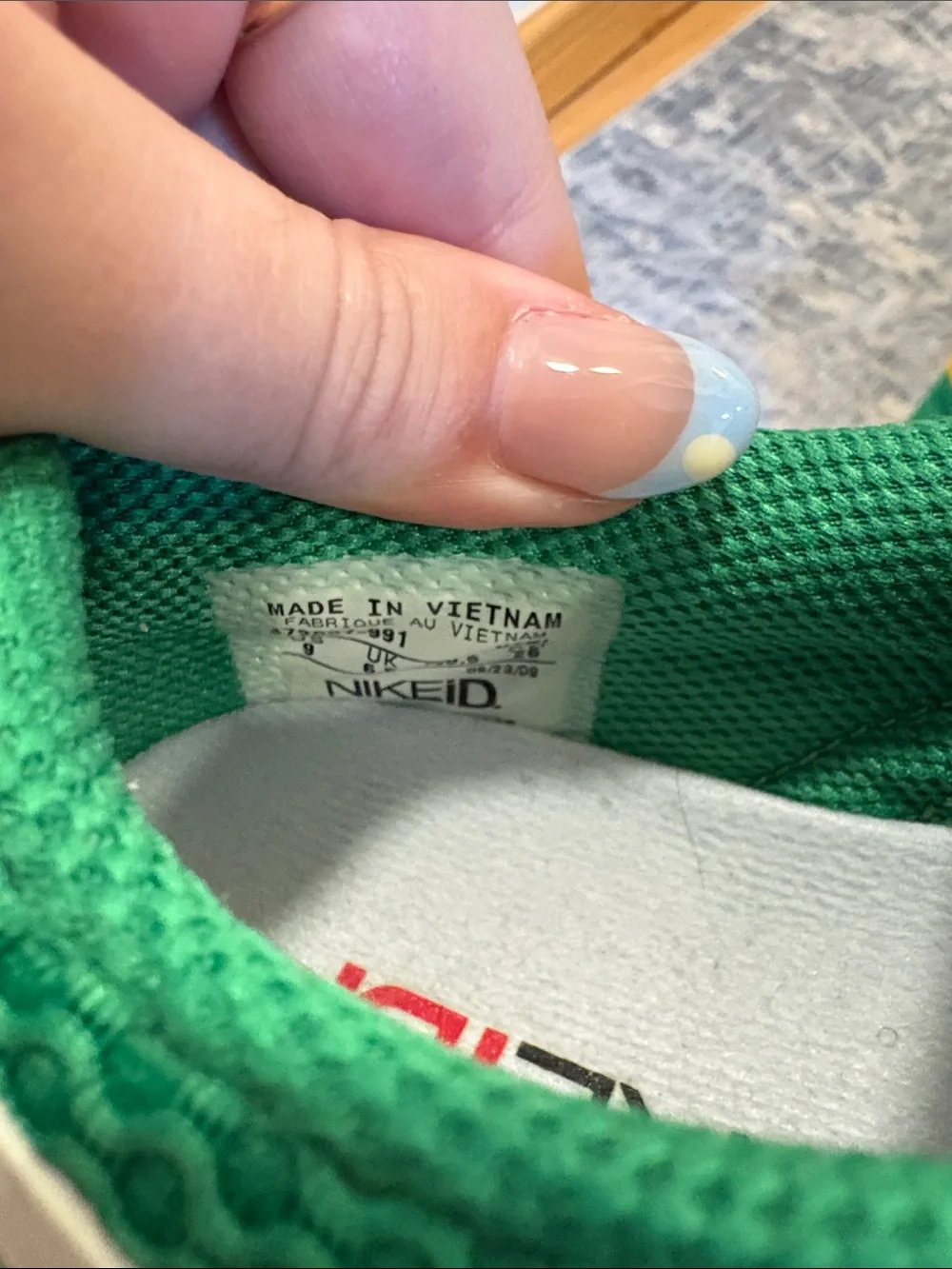 Nike Women’s Green and Yellow Mesh Running Sneakers